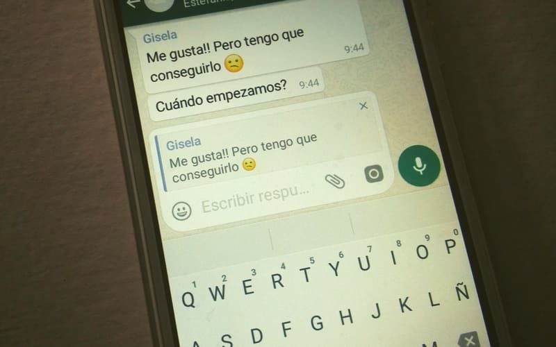 como responder un mensaje en un grupo whatsapp